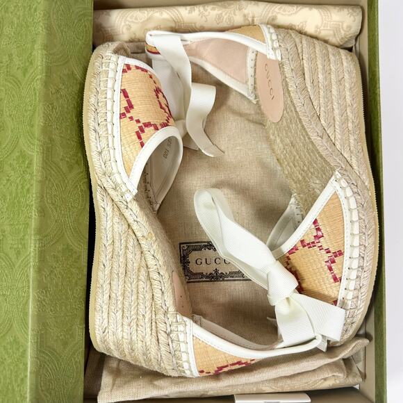 Gucci Woven GG Espadrille Wedge Heel - Women’s 7.5 - Picture 2 of 8